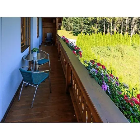 With 2 Bedrooms Vakantiehuis